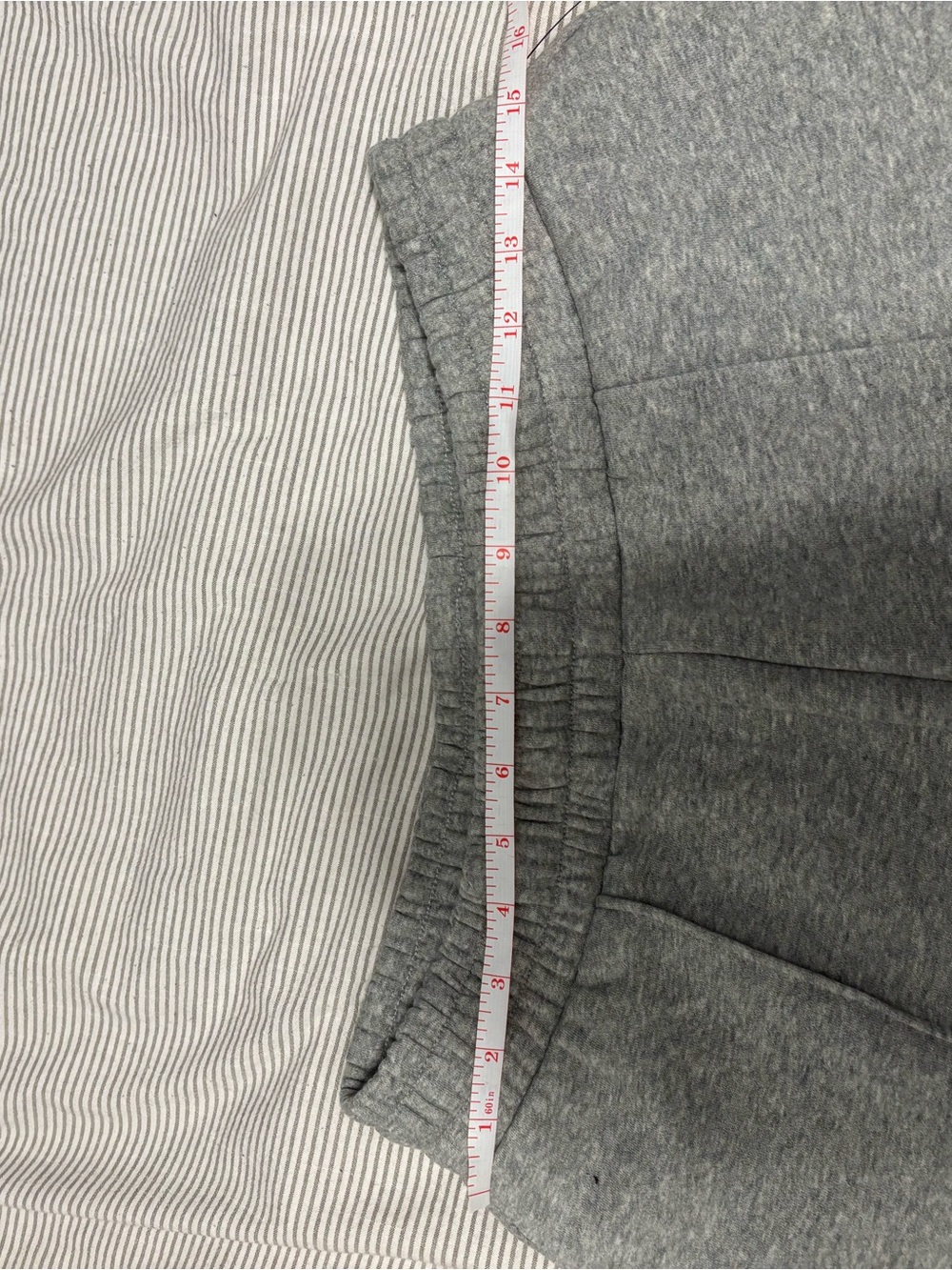 Converse Light Gray Heather Athletic Shorts / Joggers Shorts - Picture 6 of 7